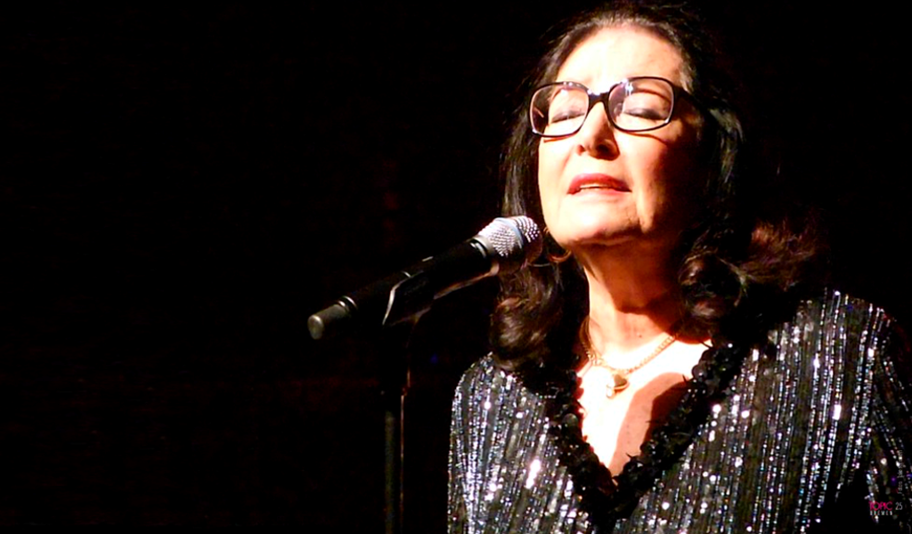 Nana Mouskouri fotofire Take Janssen